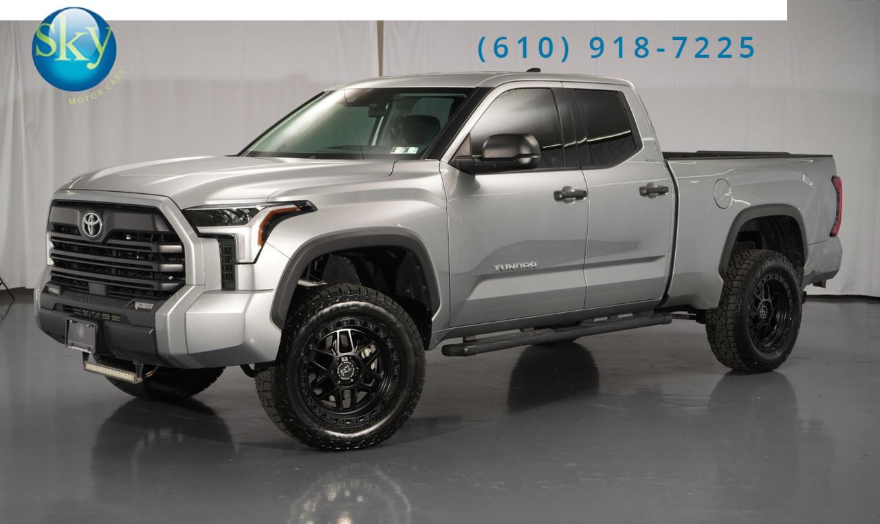 2023 Toyota Tundra Double Cab 4WD SR5 LIFTED