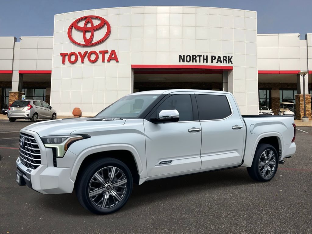 2023 Toyota Tundra Hybrid