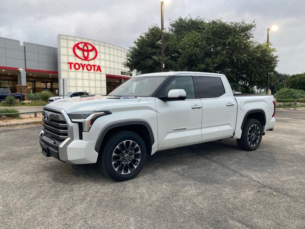 2023 Toyota Tundra Hybrid