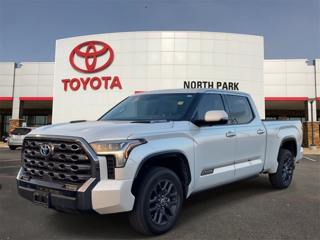 2023 Toyota Tundra Hybrid Platinum San Antonio TX