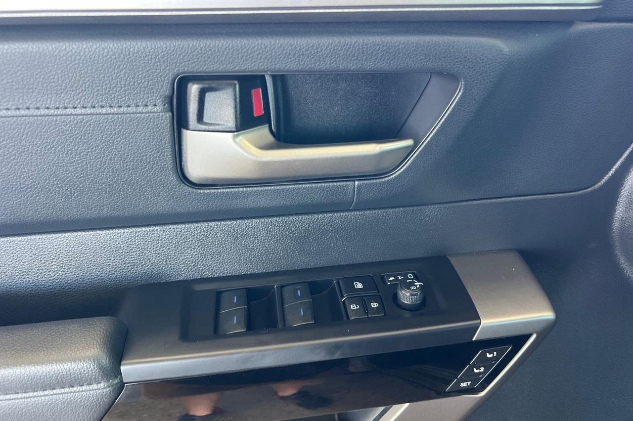 2023 Toyota Tundra Limited Ontario OR