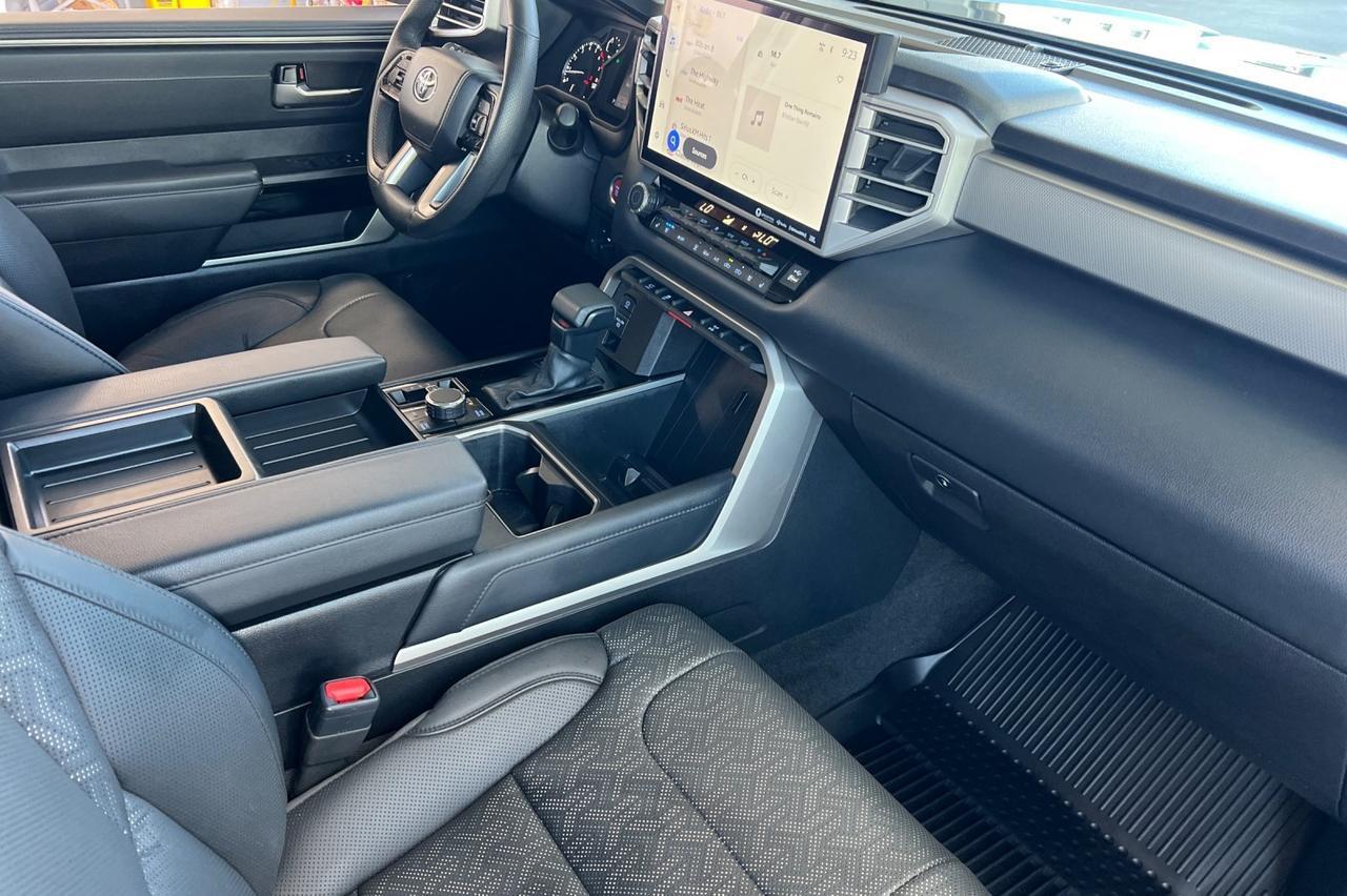 2023 Toyota Tundra Limited Ontario OR