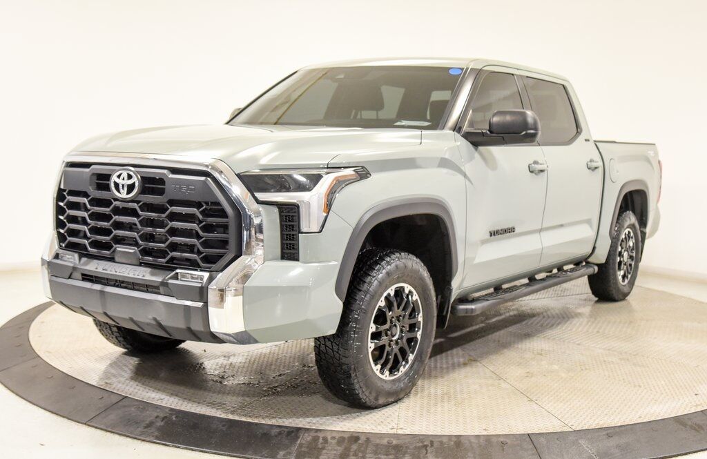2023 Toyota Tundra SR5 Akron