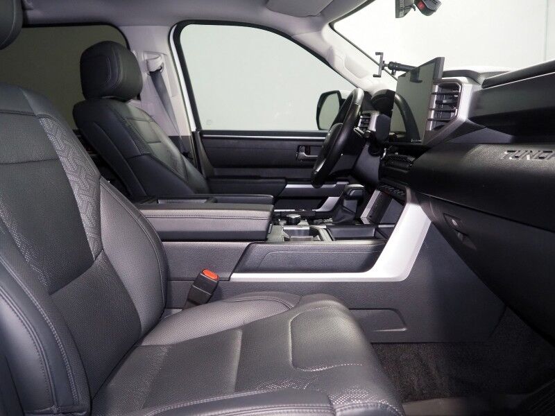 2023 Toyota Tundra SR5 CrewMax 4WD *TRD OFF-ROAD PREMIUM, ADAPTIVE CRUISE, SAFETY ALERTS, SURROUND VIEW CAMERAS, COLOR TOUCHSCREEN, HEATED SEATS/STEERING, SMART KEY, LARGE FUEL TANK, PREMIUM AUDIO PKG, ANDROID & APPLE Round Rock TX