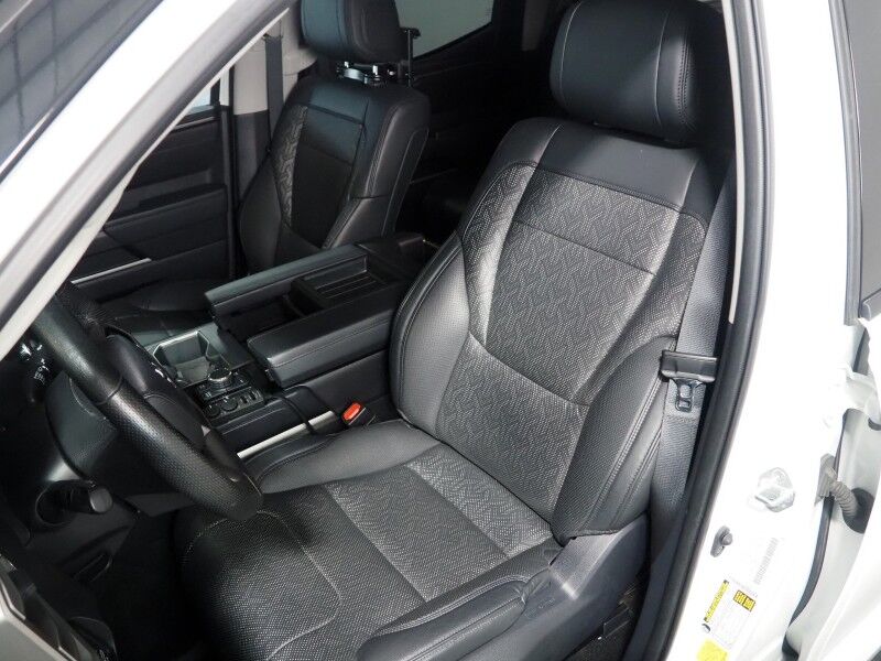 2023 Toyota Tundra SR5 CrewMax 4WD *TRD OFF-ROAD PREMIUM, ADAPTIVE CRUISE, SAFETY ALERTS, SURROUND VIEW CAMERAS, COLOR TOUCHSCREEN, HEATED SEATS/STEERING, SMART KEY, LARGE FUEL TANK, PREMIUM AUDIO PKG, ANDROID & APPLE Round Rock TX