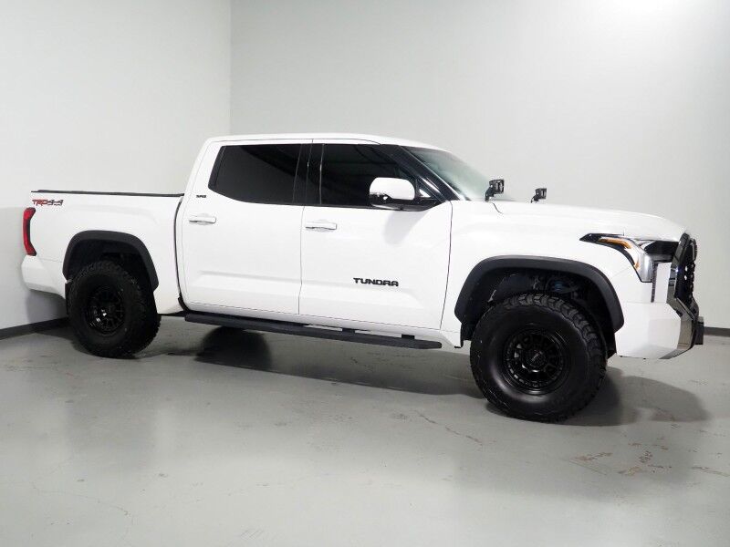 2023 Toyota Tundra SR5 CrewMax 4WD *TRD OFF-ROAD PREMIUM, ADAPTIVE CRUISE, SAFETY ALERTS, SURROUND VIEW CAMERAS, COLOR TOUCHSCREEN, HEATED SEATS/STEERING, SMART KEY, LARGE FUEL TANK, PREMIUM AUDIO PKG, ANDROID & APPLE