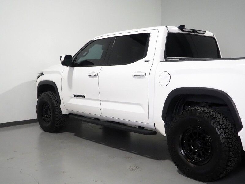 2023 Toyota Tundra SR5 CrewMax 4WD *TRD OFF-ROAD PREMIUM, ADAPTIVE CRUISE, SAFETY ALERTS, SURROUND VIEW CAMERAS, COLOR TOUCHSCREEN, HEATED SEATS/STEERING, SMART KEY, LARGE FUEL TANK, PREMIUM AUDIO PKG, ANDROID & APPLE Round Rock TX