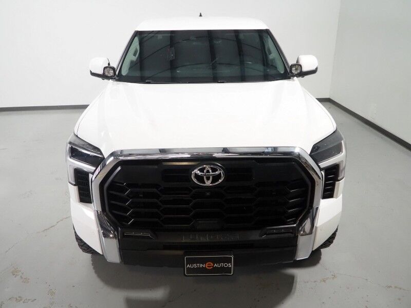 2023 Toyota Tundra SR5 CrewMax 4WD *TRD OFF-ROAD PREMIUM, ADAPTIVE CRUISE, SAFETY ALERTS, SURROUND VIEW CAMERAS, COLOR TOUCHSCREEN, HEATED SEATS/STEERING, SMART KEY, LARGE FUEL TANK, PREMIUM AUDIO PKG, ANDROID & APPLE Round Rock TX