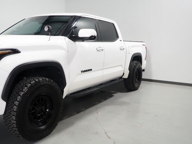 2023 Toyota Tundra SR5 CrewMax 4WD *TRD OFF-ROAD PREMIUM, ADAPTIVE CRUISE, SAFETY ALERTS, SURROUND VIEW CAMERAS, COLOR TOUCHSCREEN, HEATED SEATS/STEERING, SMART KEY, LARGE FUEL TANK, PREMIUM AUDIO PKG, ANDROID & APPLE Round Rock TX