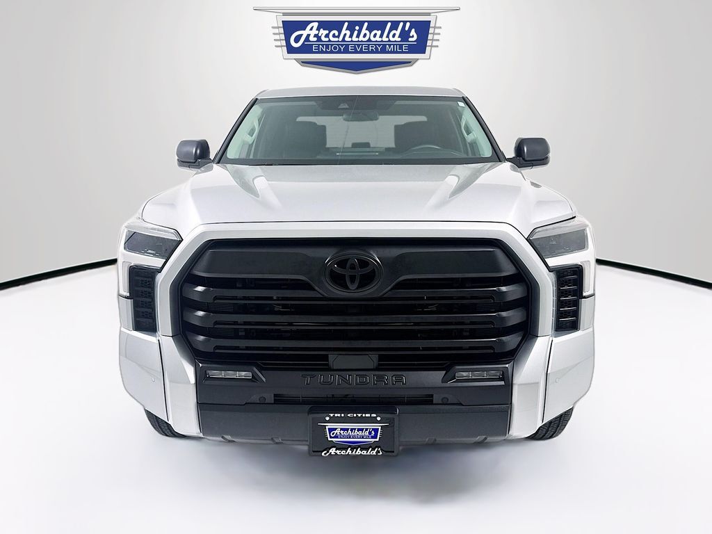 2023 Toyota Tundra SR5 photo 2