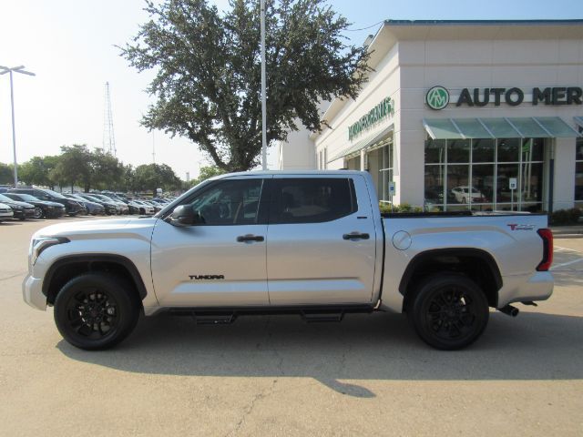 2023 Toyota Tundra SR5 photo 9
