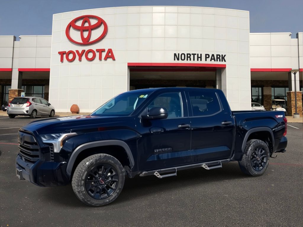 2023 Toyota Tundra SR5