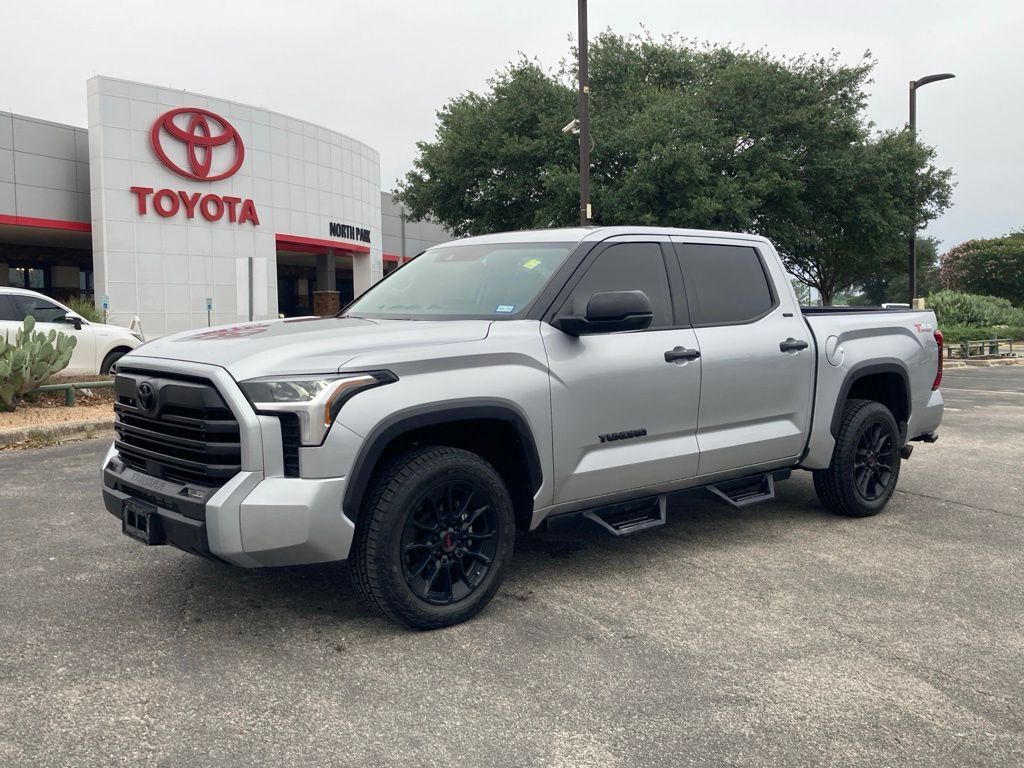 2023 Toyota Tundra SR5