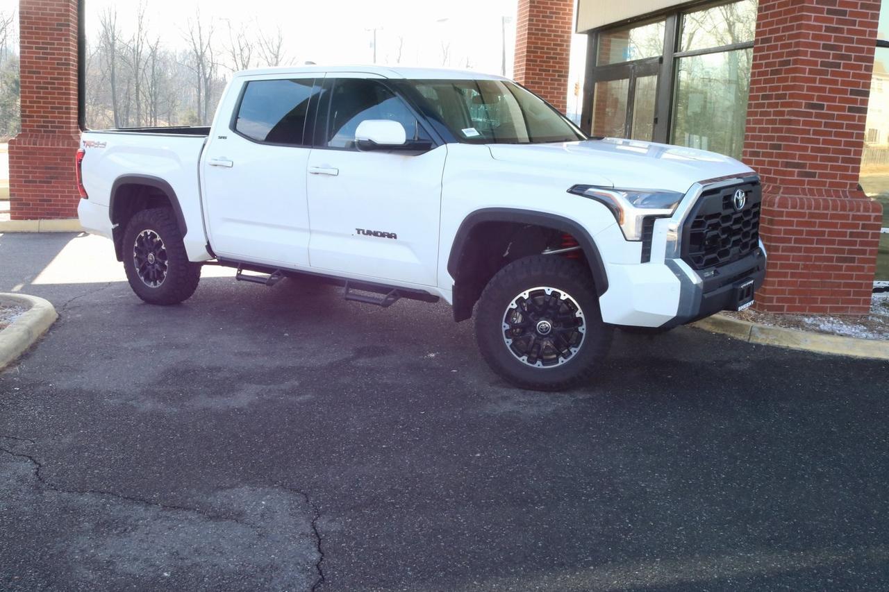 2023 Toyota Tundra SR5