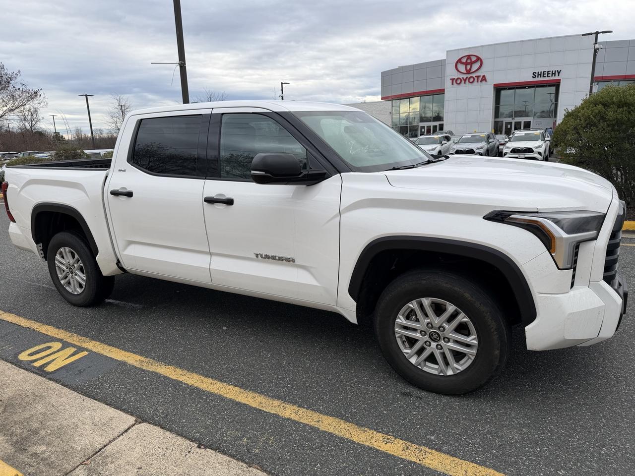 2023 Toyota Tundra SR5