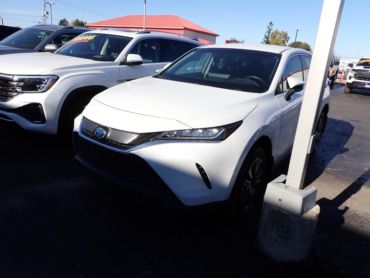 2023 Toyota Venza LE AWD *HYBRID* Listowel ON