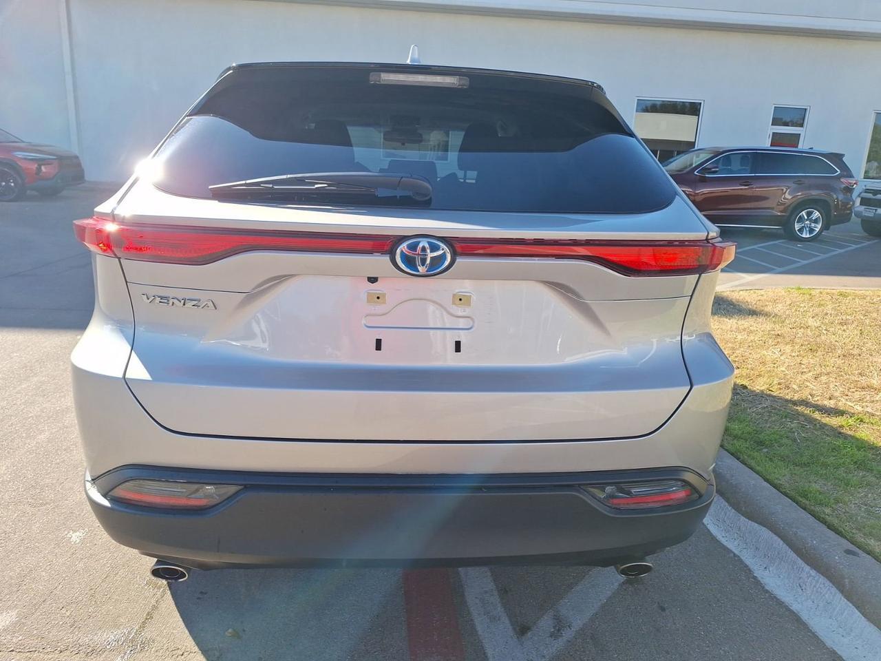 2023 Toyota Venza LE Hurst TX
