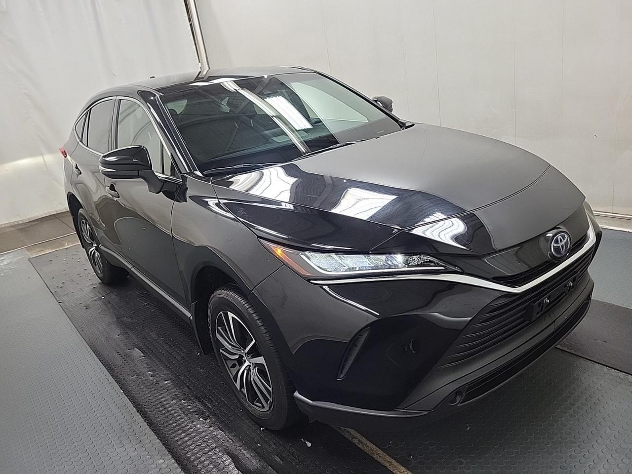 2023 Toyota Venza LE HYBRID BACKUPCAM POWER & HEATED SEATS ONSTAR SATELLITERADIO NOACCIDENT Toronto ON