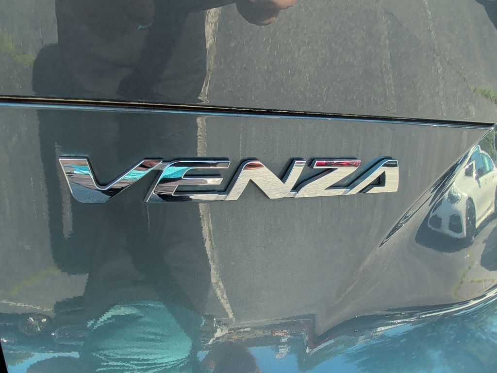 2023 Toyota Venza LE Worcester MA