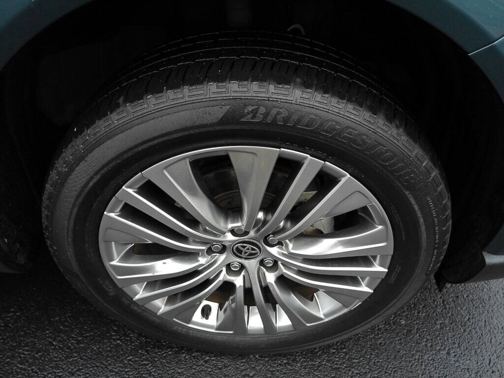 2023 Toyota Venza Limited Richmond VA