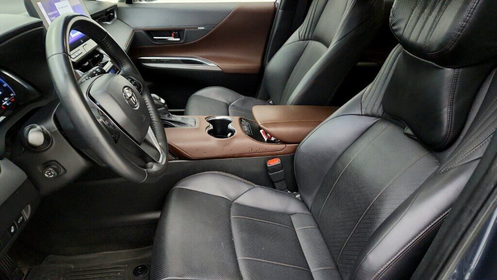 2023 Toyota Venza Limited Laurel MD