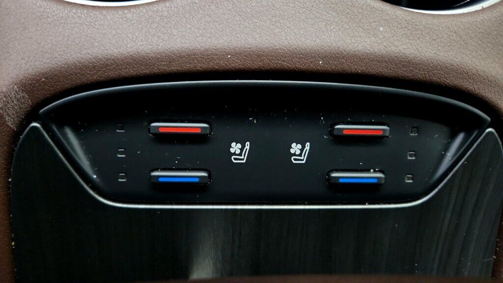 2023 Toyota Venza Limited Laurel MD