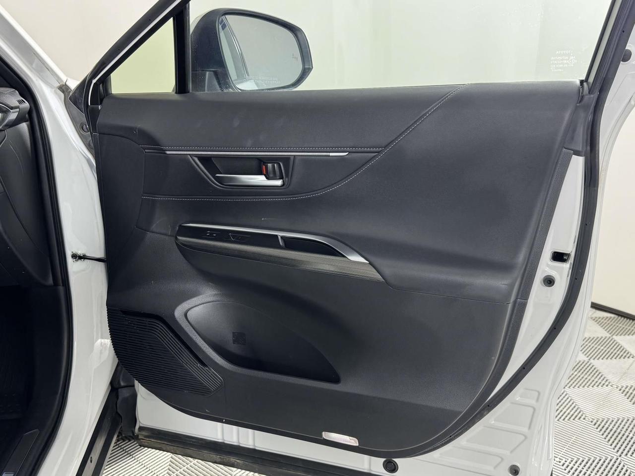 2023 Toyota Venza Limited Fredericksburg VA