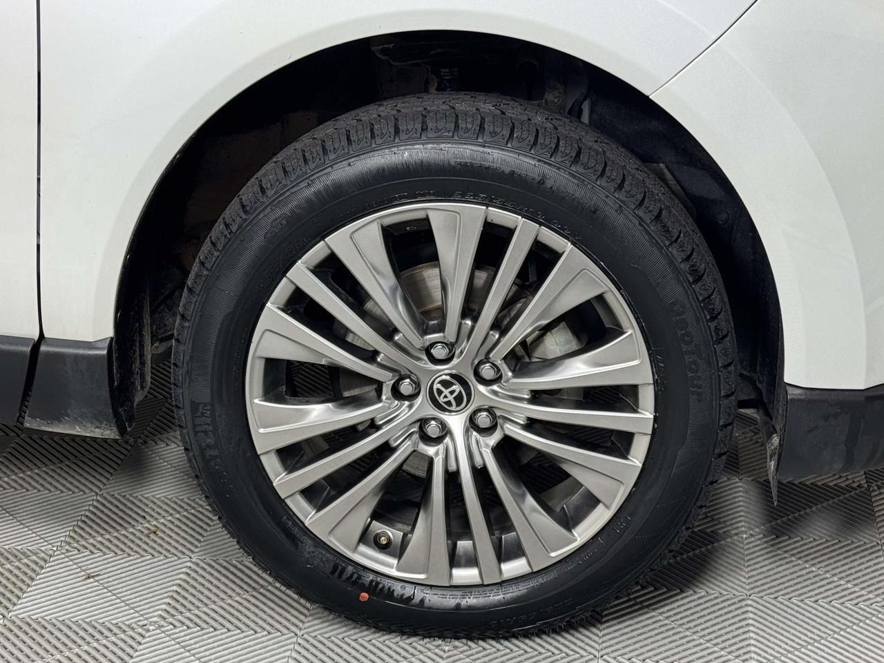 2023 Toyota Venza Limited Fredericksburg VA