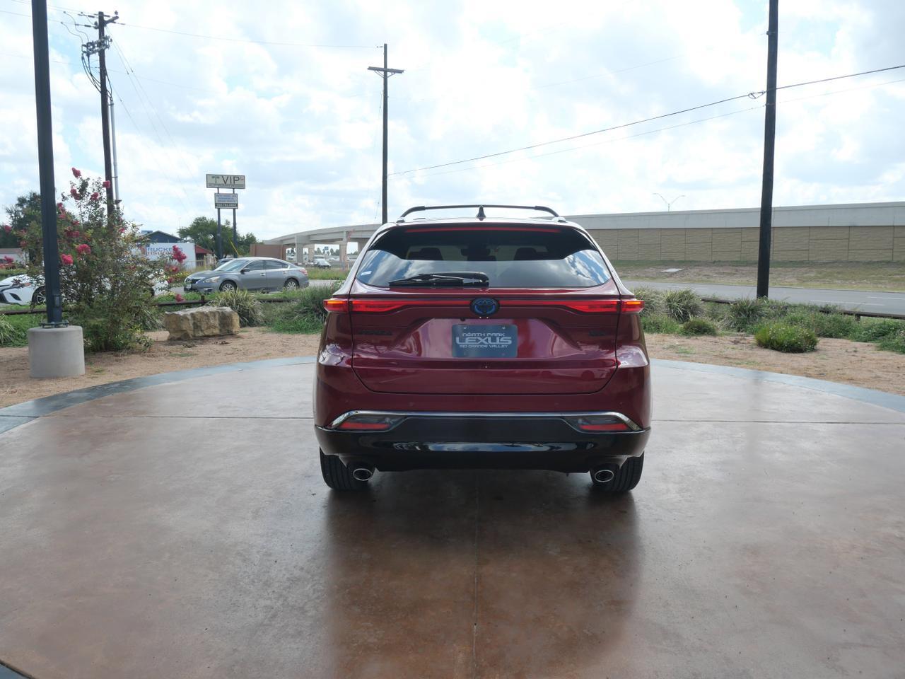 2023 Toyota Venza Nightshade