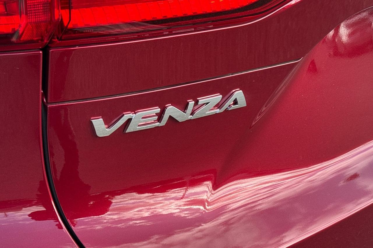 2023 Toyota Venza XLE Roseville CA