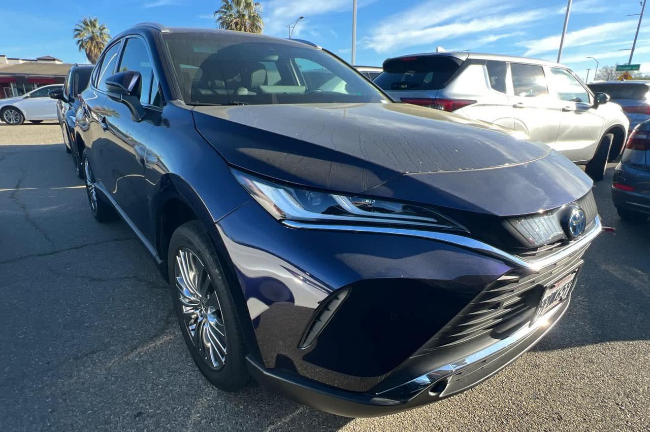 2023 Toyota Venza XLE