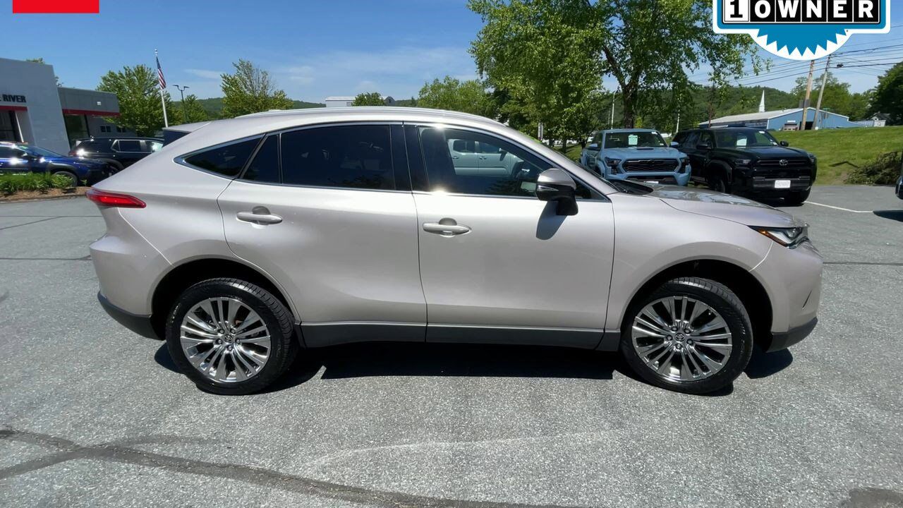 2023 Toyota Venza XLE White River Junction VT