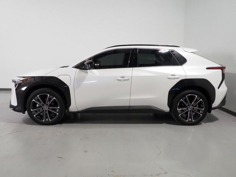 2023 Toyota bZ4X Limited AWD *NAVIGATION, SAFETY ALERTS, ADAPTIVE CRUISE, 360 CAMERAS, DIGITAL CLUSTER, PANORAMA GLASS ROOF, CLIMATE SEATS, HEATED STEERING, 20 INCH WHEELS, JBL AUDIO, ANDROID & APPLE Round Rock TX