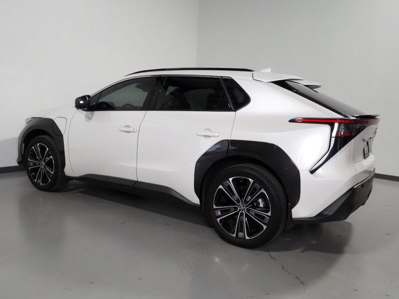 2023 Toyota bZ4X Limited AWD *NAVIGATION, SAFETY ALERTS, ADAPTIVE CRUISE, 360 CAMERAS, DIGITAL CLUSTER, PANORAMA GLASS ROOF, CLIMATE SEATS, HEATED STEERING, 20 INCH WHEELS, JBL AUDIO, ANDROID & APPLE Round Rock TX