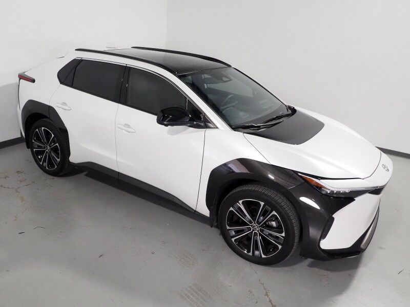 2023 Toyota bZ4X Limited AWD *NAVIGATION, SAFETY ALERTS, ADAPTIVE CRUISE, 360 CAMERAS, DIGITAL CLUSTER, PANORAMA GLASS ROOF, CLIMATE SEATS, HEATED STEERING, 20 INCH WHEELS, JBL AUDIO, ANDROID & APPLE Round Rock TX