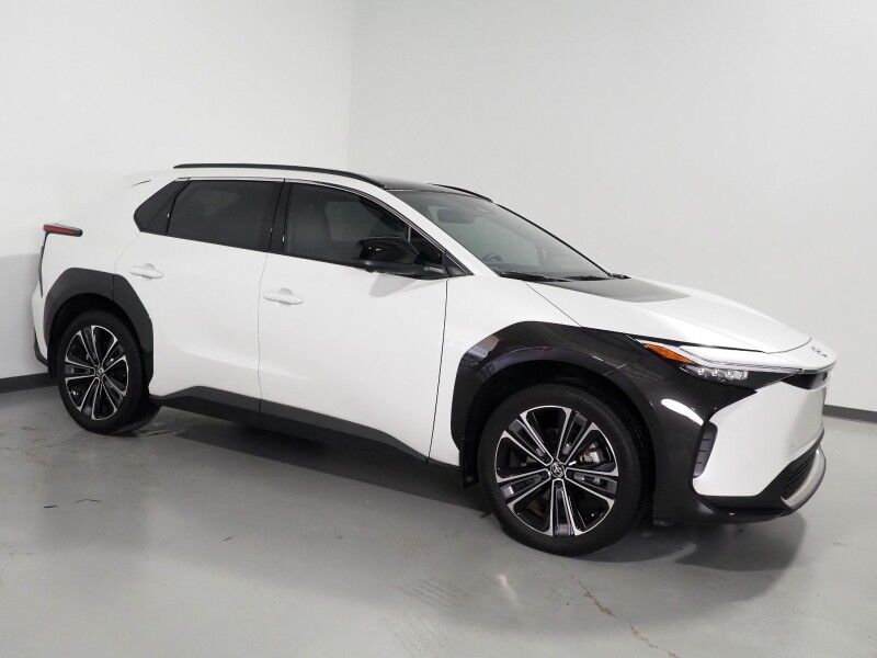 2023 Toyota bZ4X Limited AWD *NAVIGATION, SAFETY ALERTS, ADAPTIVE CRUISE, 360 CAMERAS, DIGITAL CLUSTER, PANORAMA MOONROOF, CLIMATE SEATS, HEATED STEERING, 20 INCH WHEELS, JBL AUDIO, ANDROID & APPLE