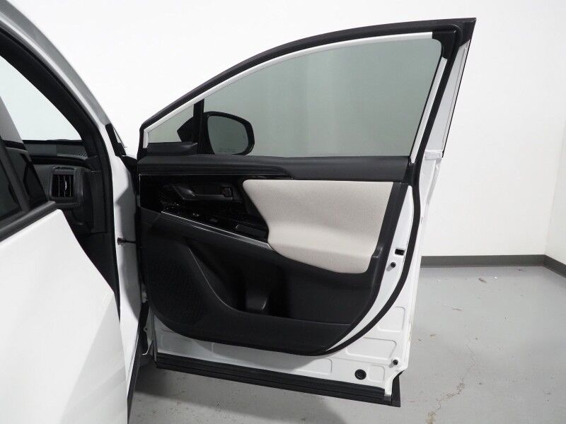 2023 Toyota bZ4X Limited AWD *NAVIGATION, SAFETY ALERTS, ADAPTIVE CRUISE, 360 CAMERAS, DIGITAL CLUSTER, PANORAMA MOONROOF, CLIMATE SEATS, HEATED STEERING, 20 INCH WHEELS, JBL AUDIO, ANDROID & APPLE Round Rock TX