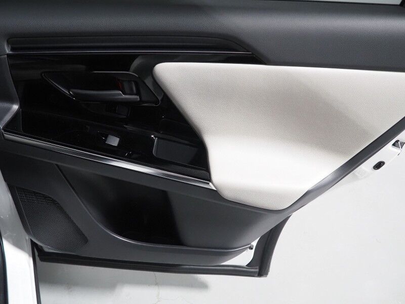 2023 Toyota bZ4X Limited AWD *NAVIGATION, SAFETY ALERTS, ADAPTIVE CRUISE, 360 CAMERAS, DIGITAL CLUSTER, PANORAMA MOONROOF, CLIMATE SEATS, HEATED STEERING, 20 INCH WHEELS, JBL AUDIO, ANDROID & APPLE Round Rock TX