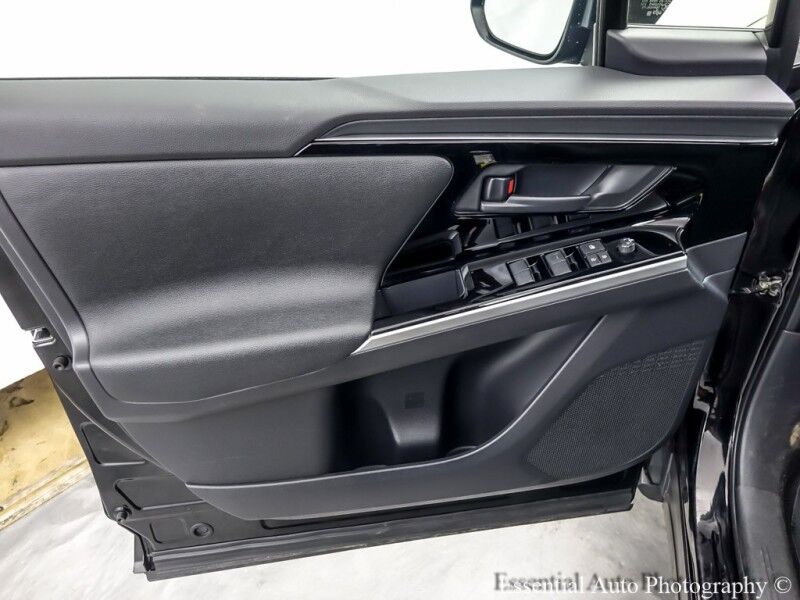 2023 Toyota bZ4X Limited PRICE INCLUDES THE $4000 FEDERAL EV TAX CREDIT Willowbrook IL