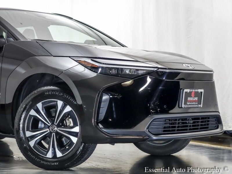 2023 Toyota bZ4X Limited PRICE INCLUDES THE $4000 FEDERAL EV TAX CREDIT Willowbrook IL