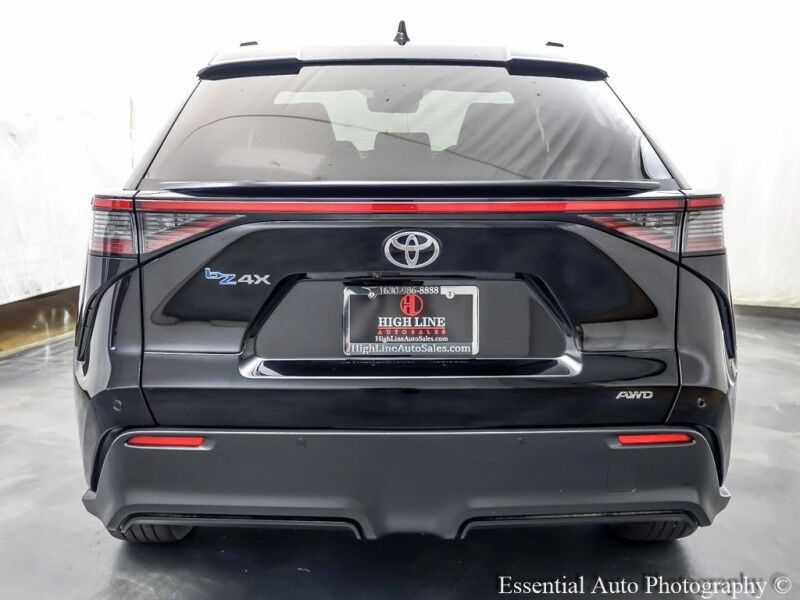 2023 Toyota bZ4X Limited PRICE INCLUDES THE $4000 FEDERAL EV TAX CREDIT Willowbrook IL