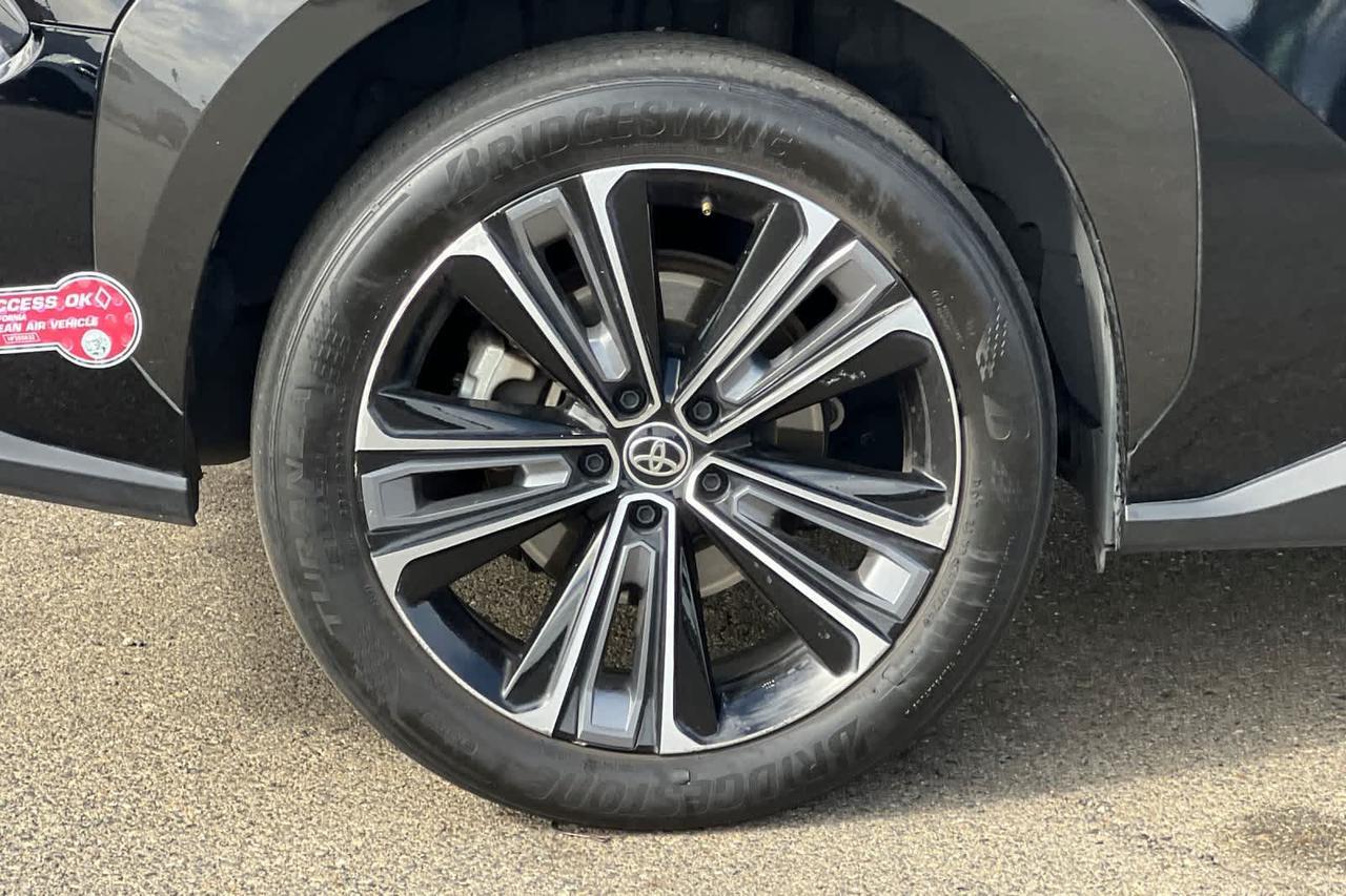 2023 Toyota bZ4X Limited Roseville CA