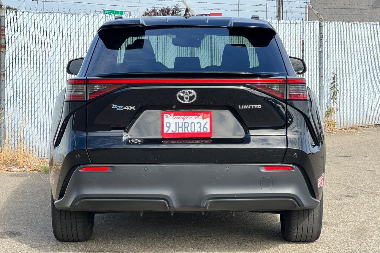 2023 Toyota bZ4X Limited Roseville CA
