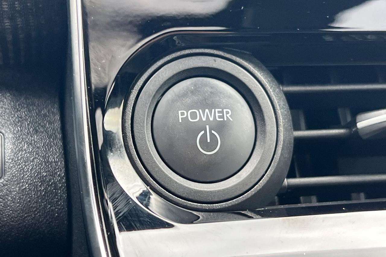 2023 Toyota bZ4X Limited Roseville CA