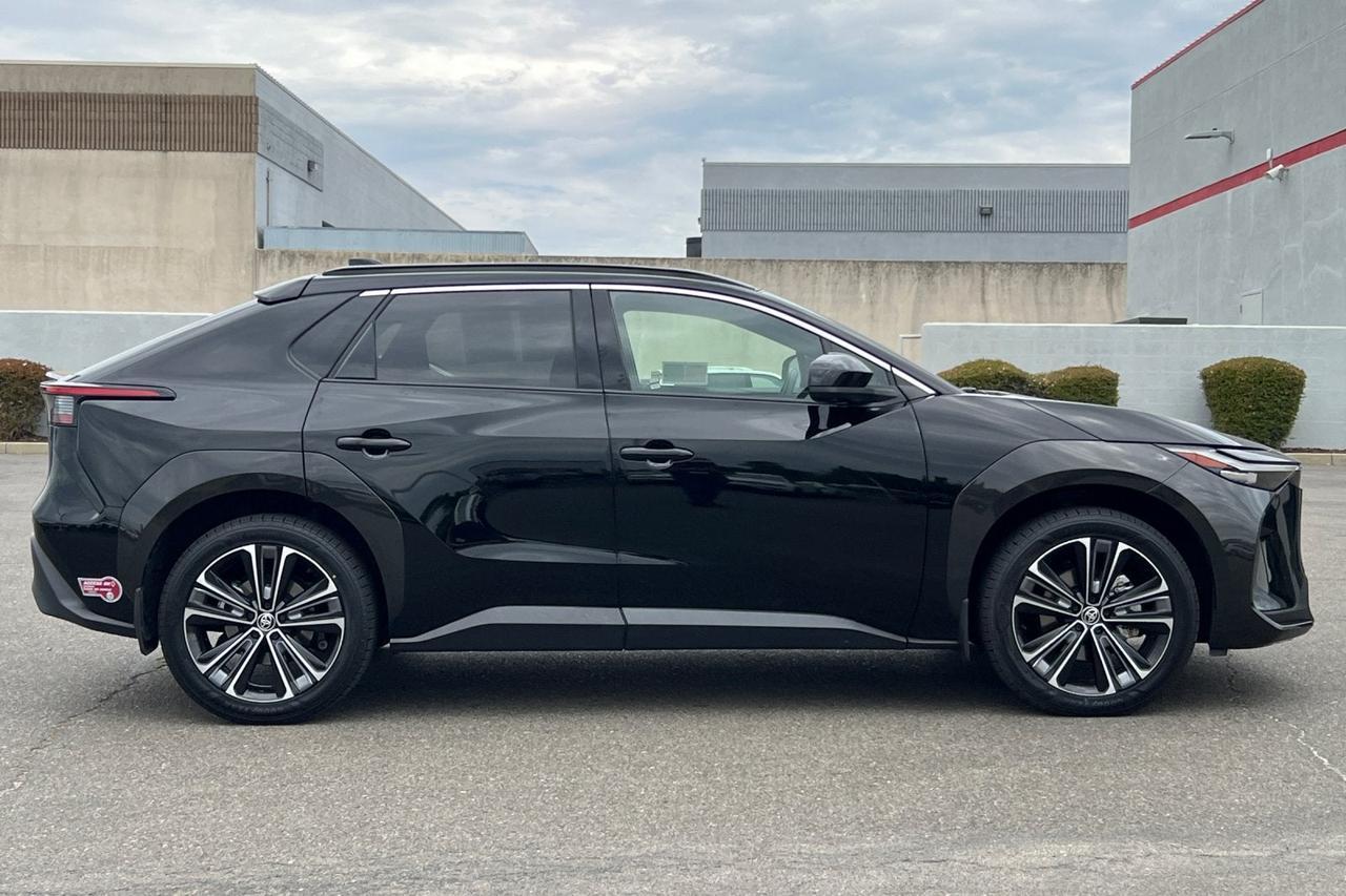 2023 Toyota bZ4X Limited Roseville CA
