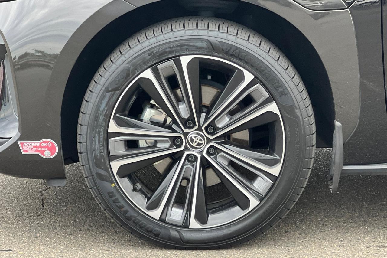 2023 Toyota bZ4X Limited Roseville CA