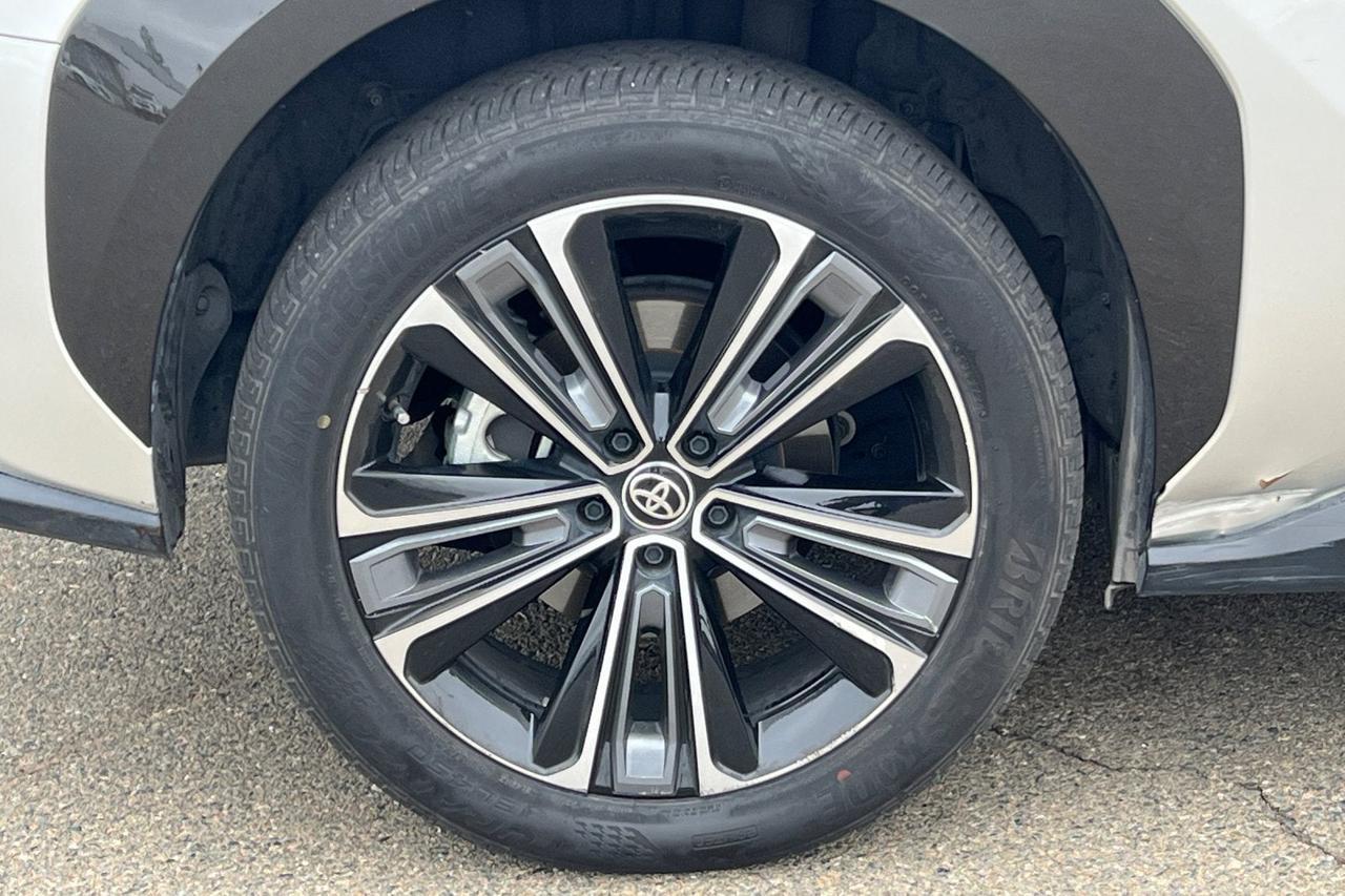 2023 Toyota bZ4X Limited Roseville CA