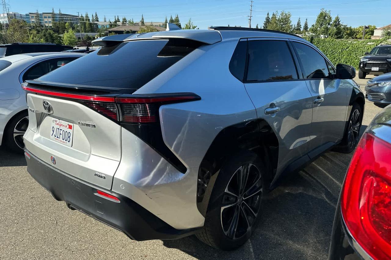 2023 Toyota bZ4X Limited