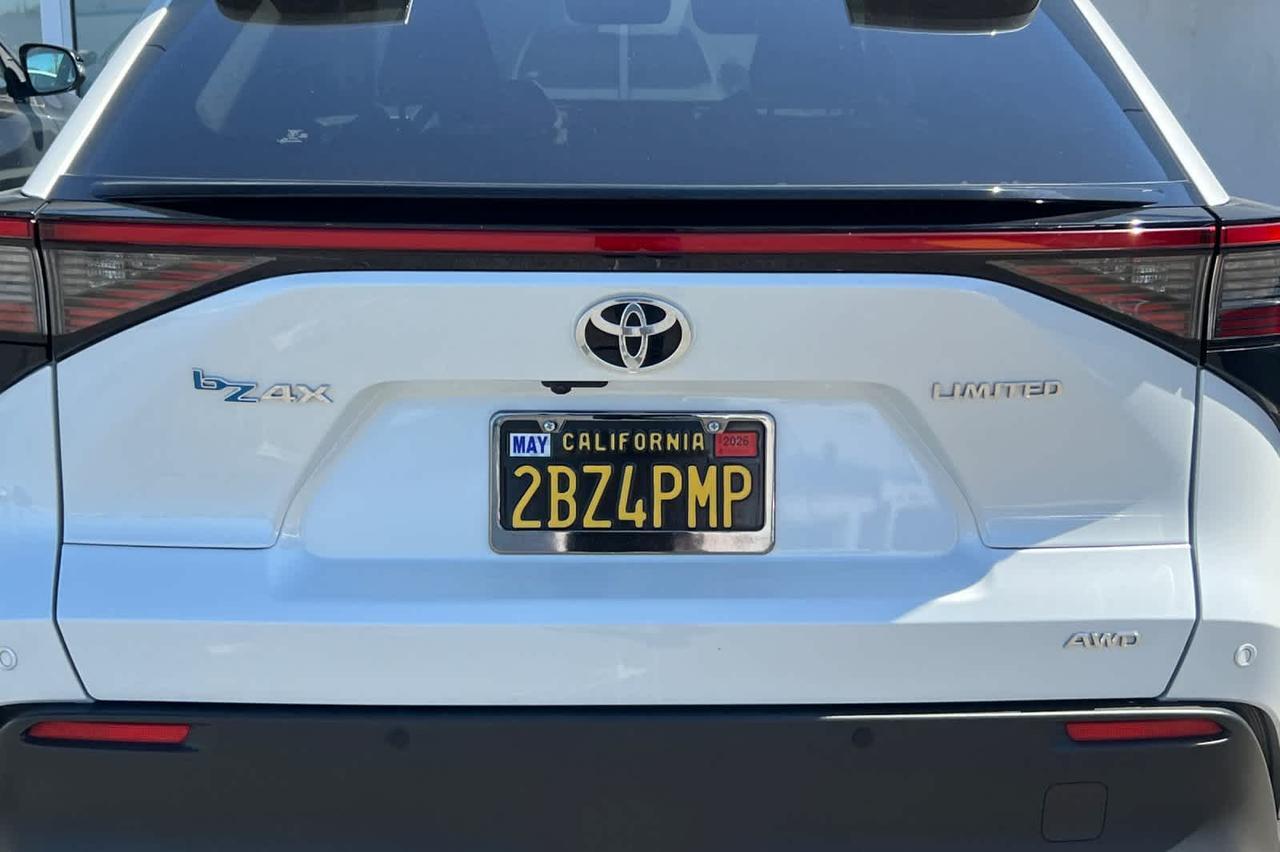 2023 Toyota bZ4X Limited Roseville CA