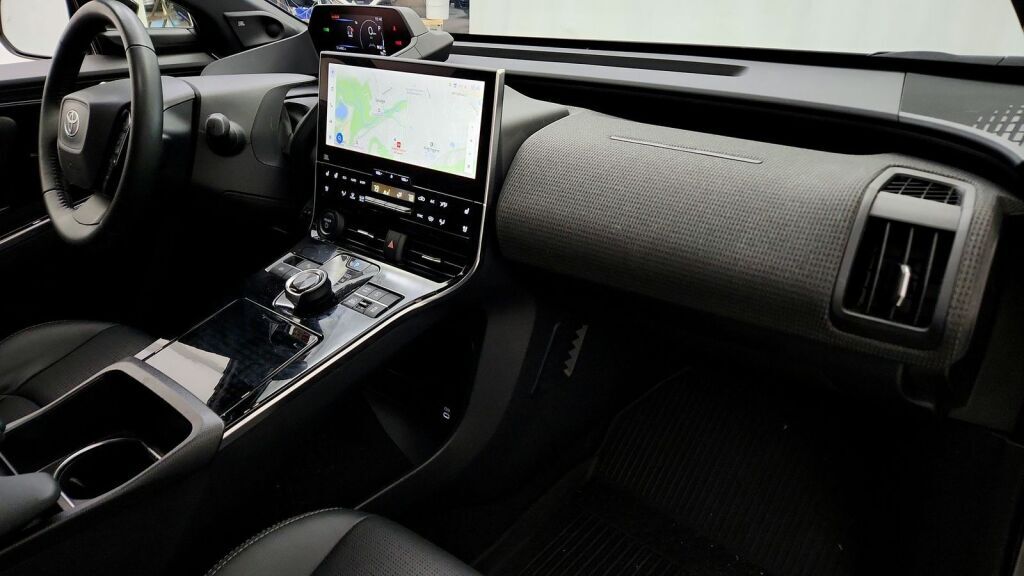 2023 Toyota bZ4X Limited Laurel MD